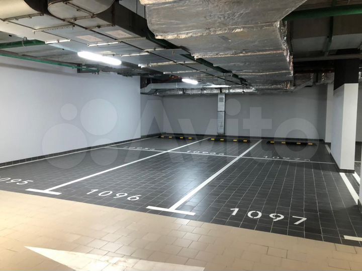 Машиноместо, 14 м²