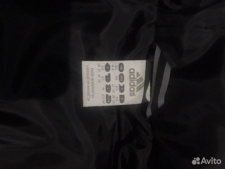 Куртка adidas оригинал 42 44