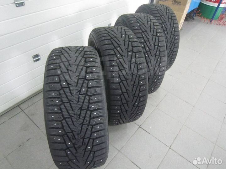 Nokian Tyres Hakkapeliitta 7 SUV 285/60 R18 116T