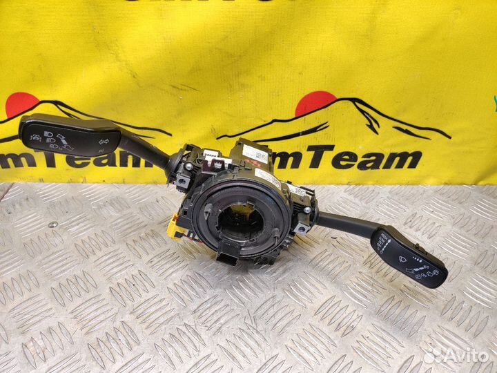 Блок подрулевых переключателей Volkswagen Passat