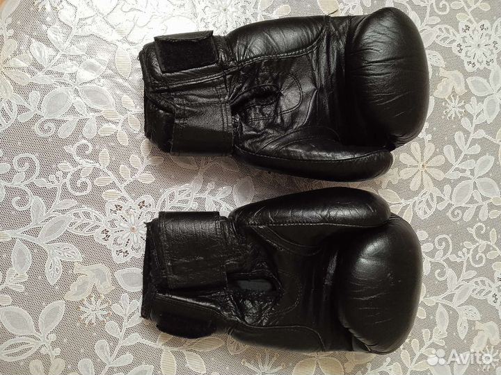 Перчатки для бокса 10