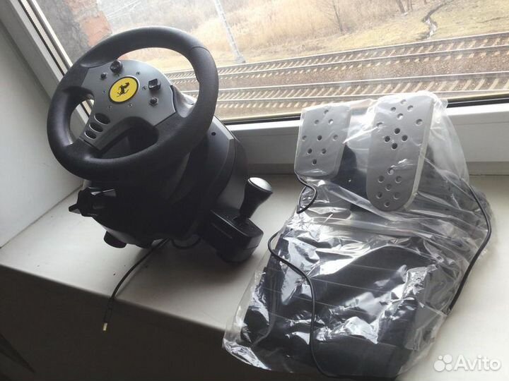 Руль с отдачей Thrustmaster Force Feedback