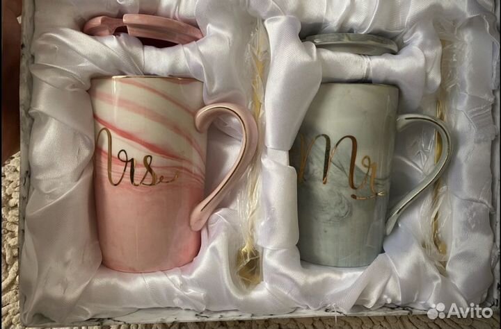 Мраморные парные кружки