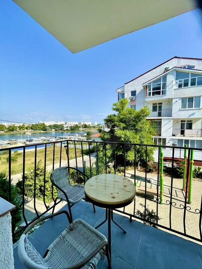 2-к. квартира, 60 м², 2/5 эт.