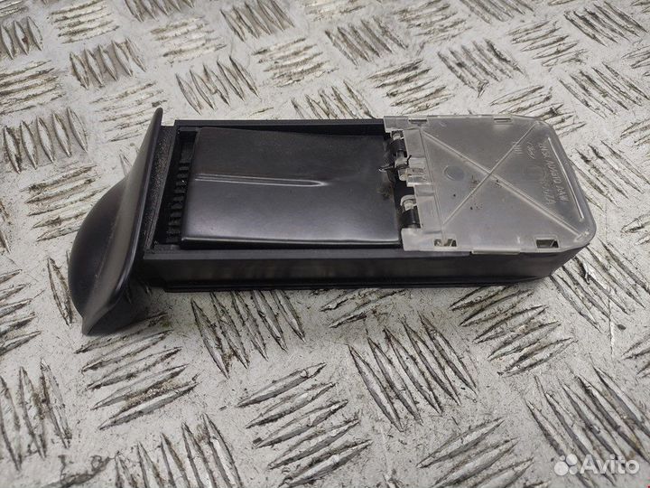 Пепельница передняя для Ford Focus 1 1142876