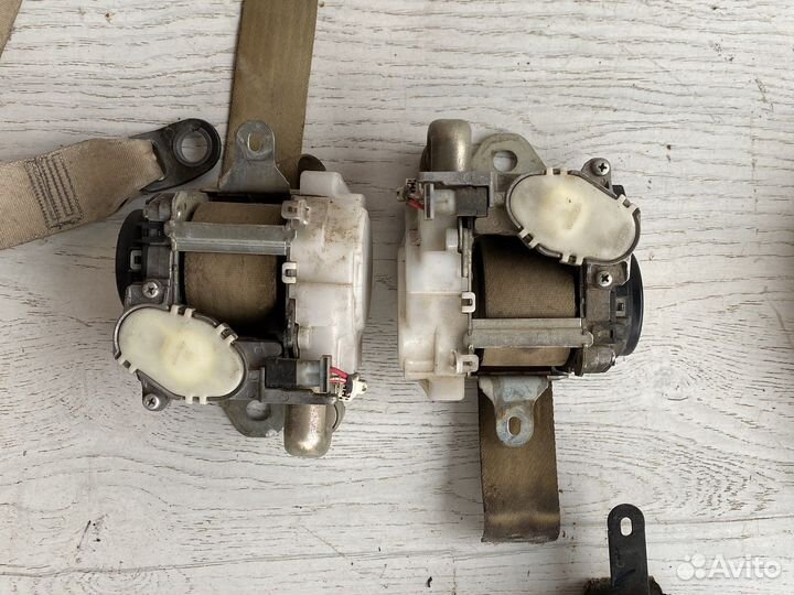 Lexus LX570 Ремни безопасности