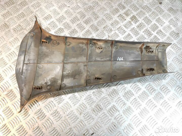 Обшивка стойки правая Hyundai Sonata 2001-2012