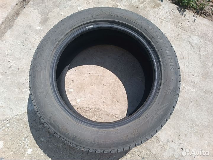 Triangle PL02 235/55 R18 104V