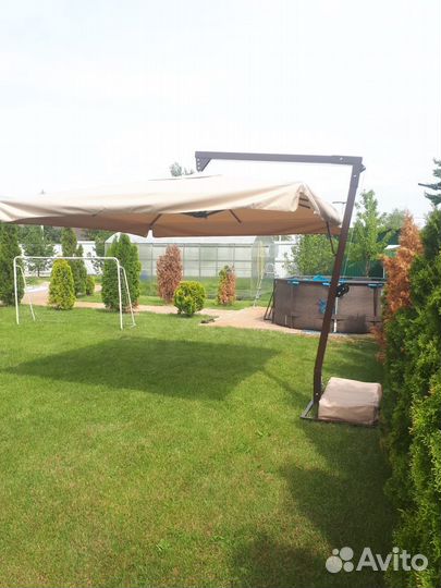 Зонт на боковой опоре 4х22