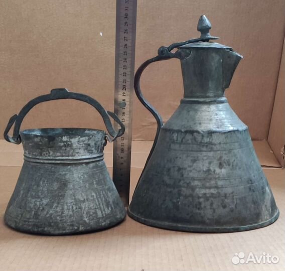 Кувшины медные