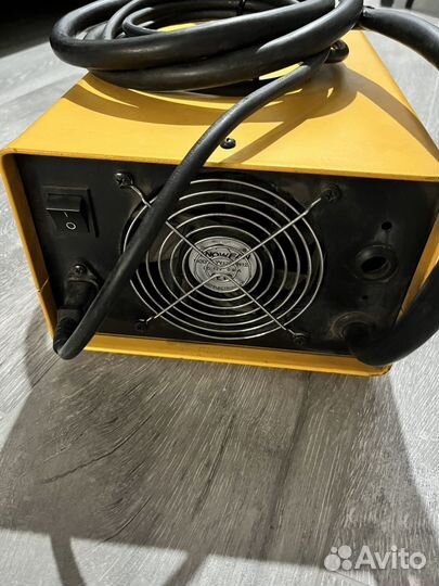 Зарядное устройство CZC7-40A/24V