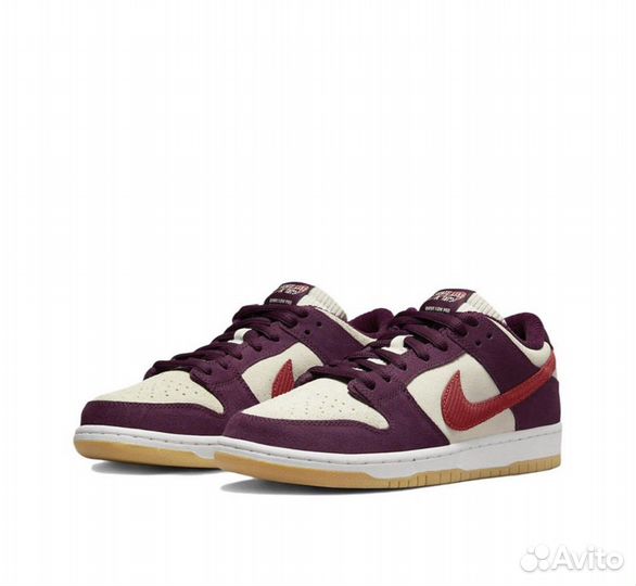 Кроссовки Nike SB Dunk Low x Skate Like A Girl