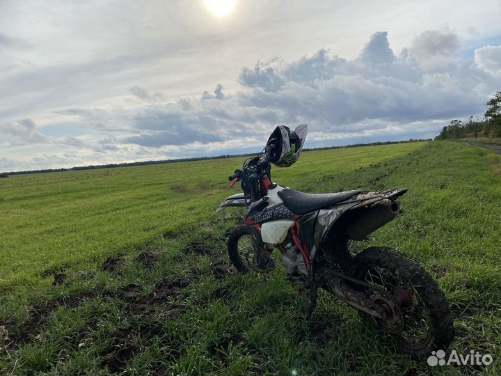 Мотоцикл zumm cb250