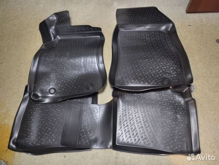 Ковры в салон автомобиля Tiida (C13) /Sentra (B17)