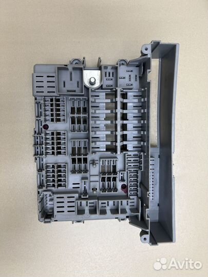Блок предохранителей BMW 3 E90