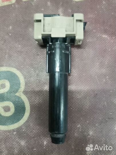 Форсунка омывателя фары Toyota Land Cruiser Prado