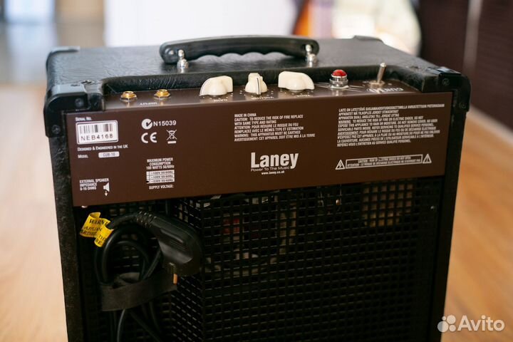 Ламповый гитарный комбик Laney CUB 10