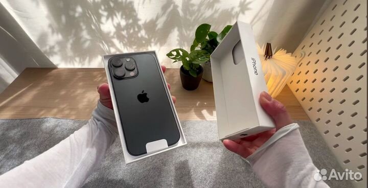 iPhone 16 Pro, 256 ГБ