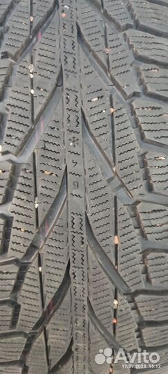 Nokian Tyres Hakkapeliitta R2 SUV 215/65 R16 102R