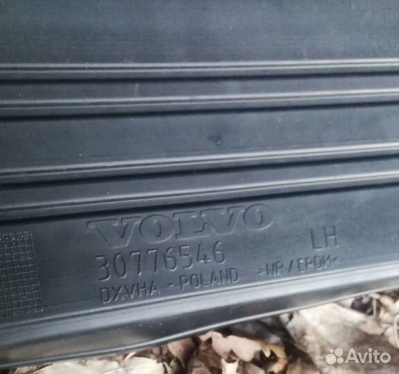 Коврик салона Volvo XC60 2010 30776546 LH