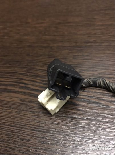 Датчик стоп сигнала mitsubishi outlander 1