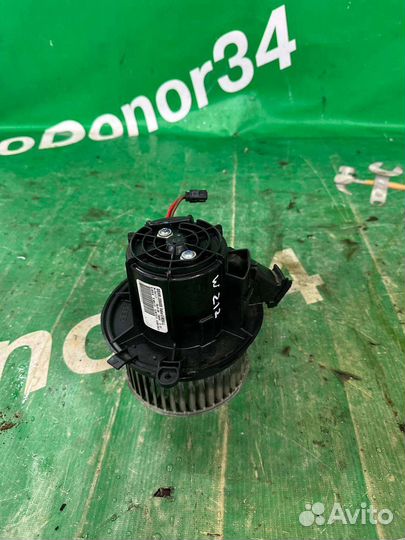 Моторчик печки mercedes L5964008