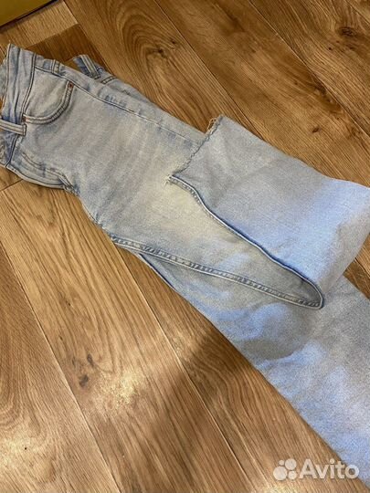 Вещи. Юбки, блузка, джинсы