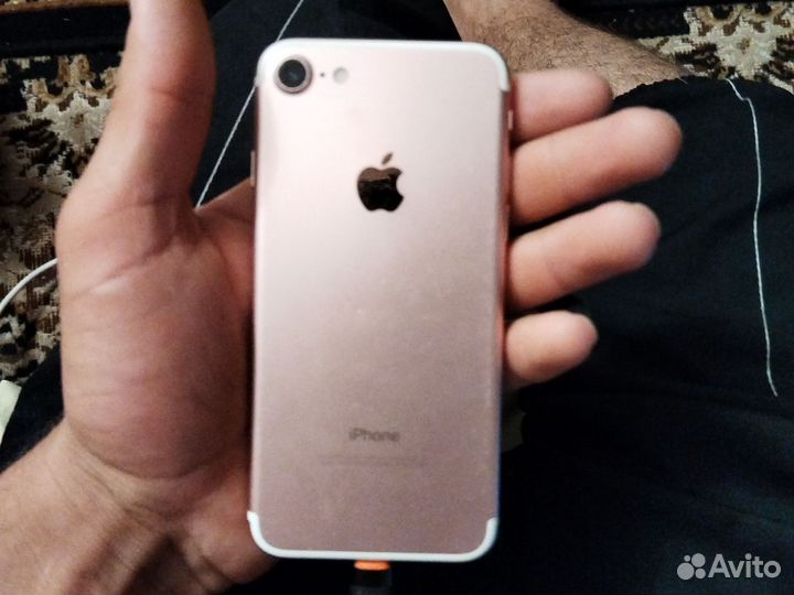 iPhone 7, 128 ГБ