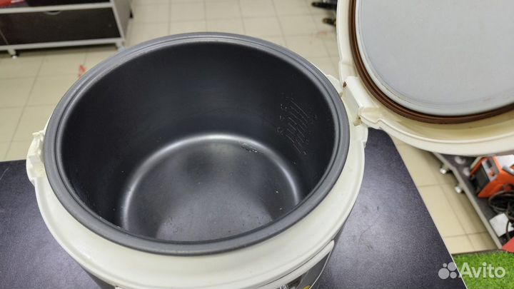 Мультиварка Panasonic SR-TMH18LTW