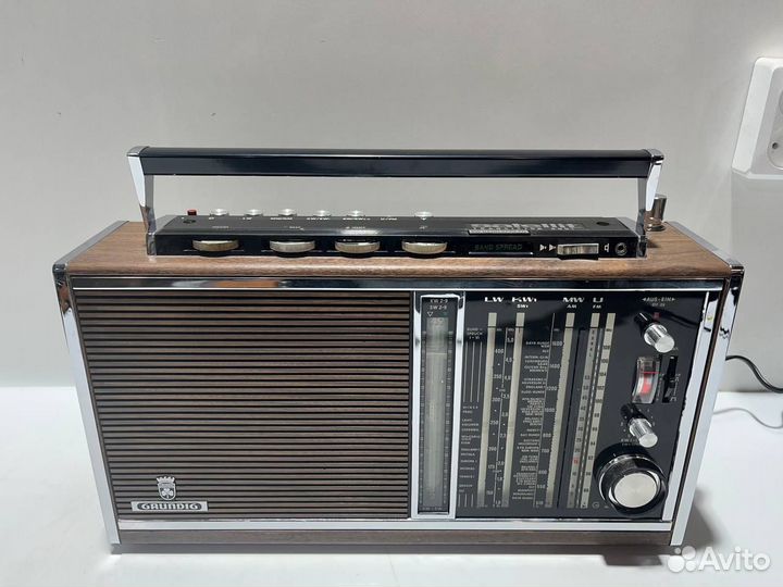 Grundig Satellit 6001 Радиоприемник Germany