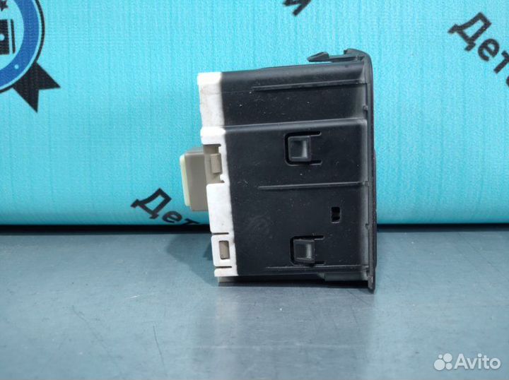 Блок кнопок Hyundai Solaris 2 1.4