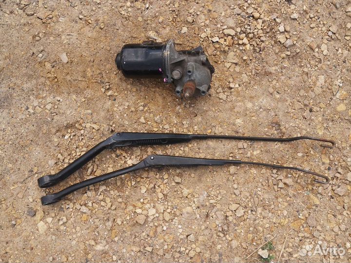 Мотор, поводок Primera P11