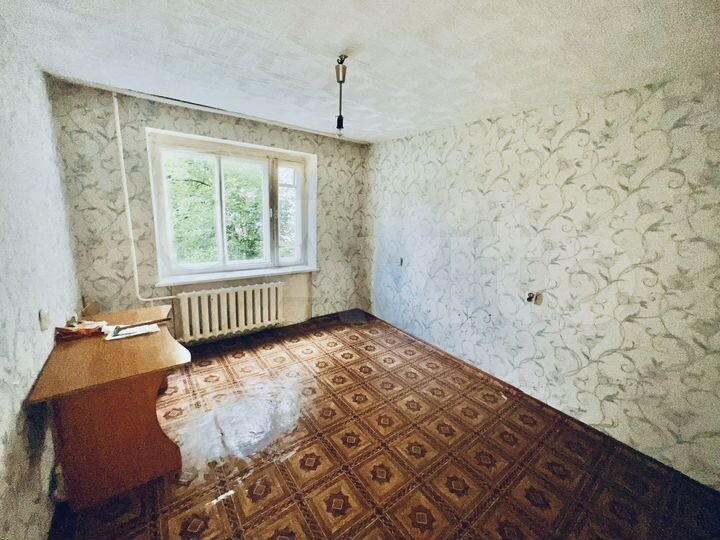 Комната 13 м² в 1-к., 1/5 эт.