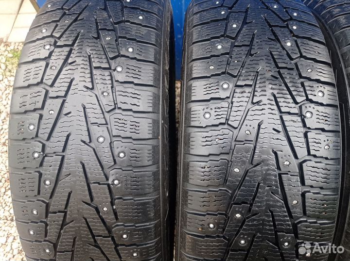 Nokian Tyres Hakkapeliitta 7 SUV 225/65 R17