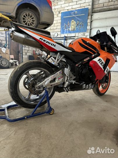 Honda cbr 600 rr