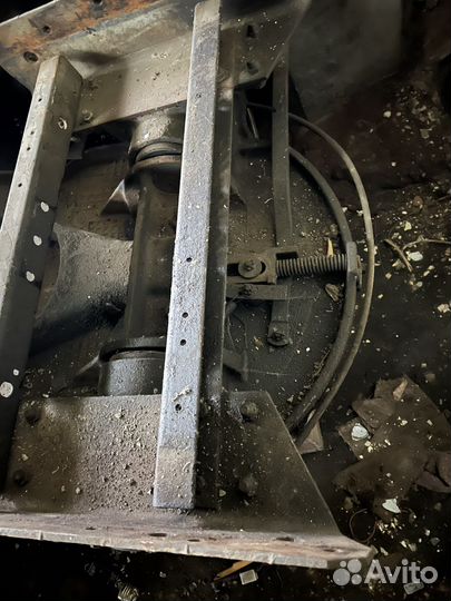 Седло на тягач