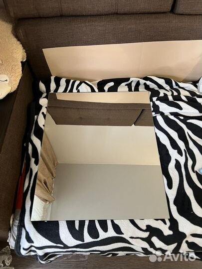 Зеркало с полочкой в ванную Икеа