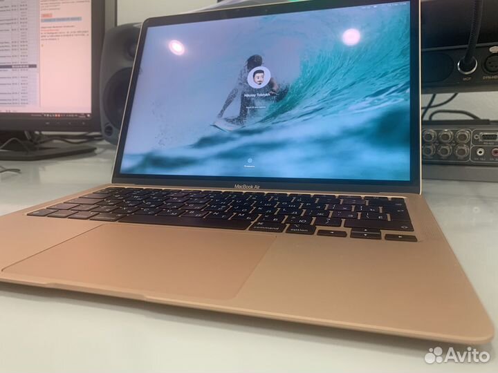 Apple MacBook Pro Air 13 8/256 M1