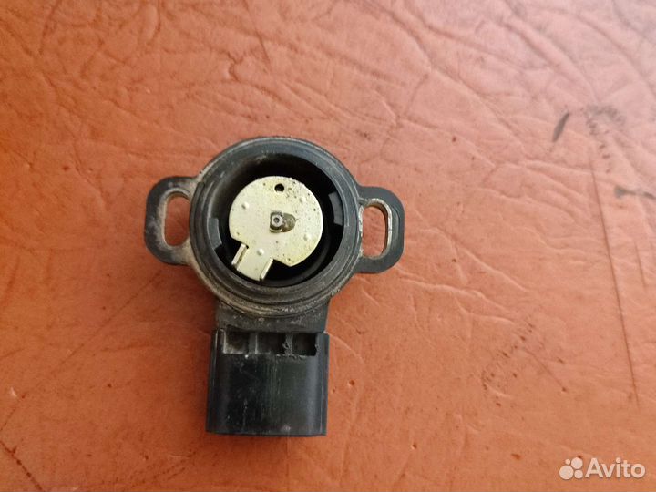 Датчик дроссельной заслонки mazda