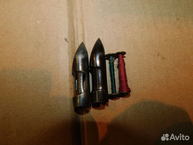 2 редких челнока с катушками Зингер зап часть