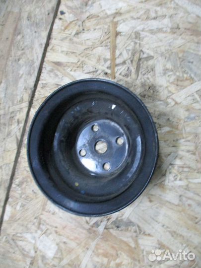 Шкив водяного насоса Форд Рейнджер 2