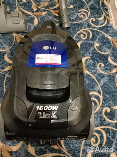 Пылесос LG VK 69662N (Пи)