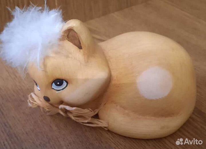 Фарфоровая статуэтка кот