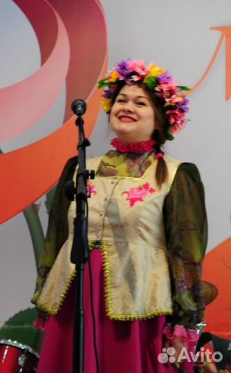 Ведущая (поющая) и диджей на свадьбу, юбилей