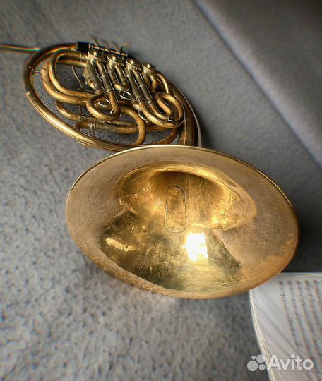 Валторна hans hoyer