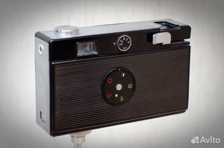Пленочный фотоаппарат 