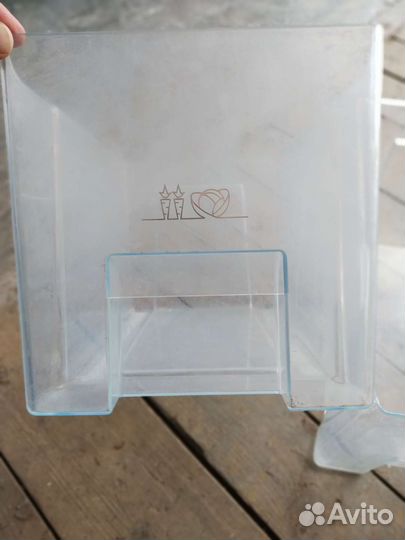 Electrolux ERB 40003w и Ariston,ящики,полки,стекла