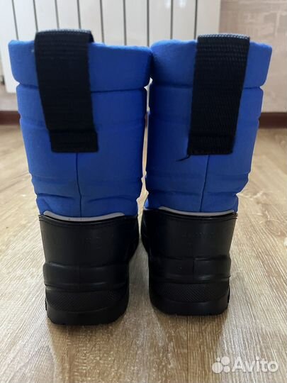 Вещи пакетом куртка и сапожки зима