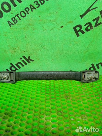 Ручка внутренняя потолочная Nissan Cefiro