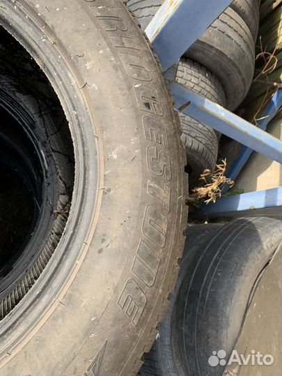 Bridgestone Ice Cruiser 7000 285/60 R18